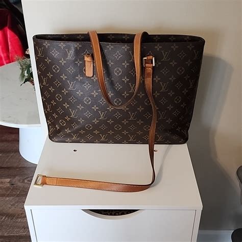 louis vuitton shoulder bag australia|Louis Vuitton luco shoulder bag.